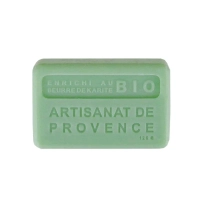 SB Collection vende ai professionisti scatole di 8 saponi da 125 g (non filtrati) a prezzi ridotti a seconda delle quantità acqu