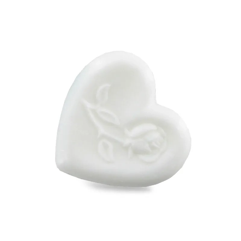 Produttore di saponi a forma di cuore con rosa bianca - Distribuzione in piccole confezioni
